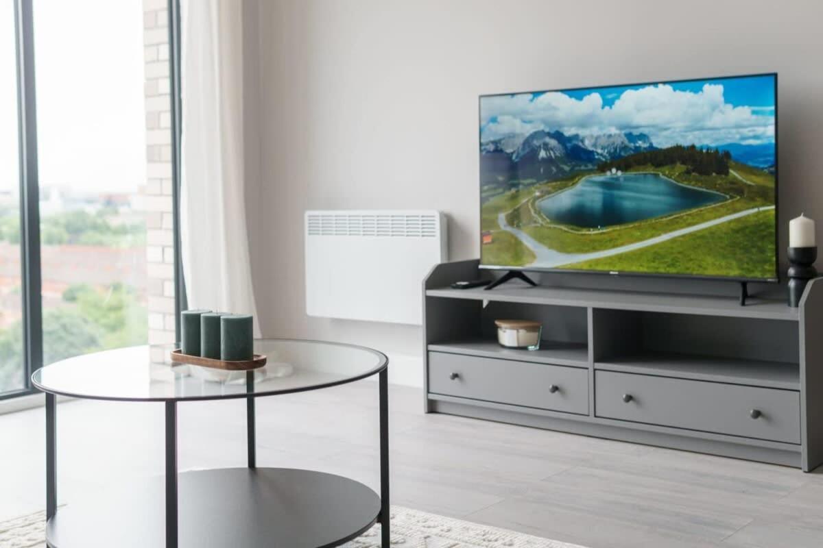 Fantastic 3 Bedroom Manchester Apartment Bagian luar foto